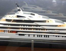 Essence Grand Halong Bay Superyacht
